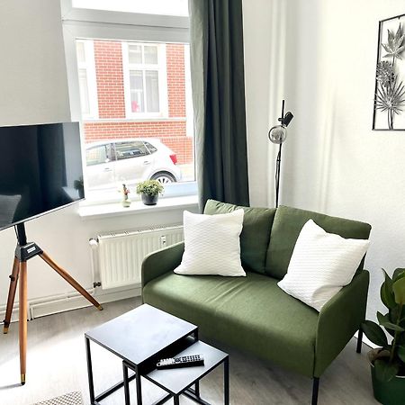 Endless: Studio Mit Netflix + Workstation Im Zentrum 슈베린 외부 사진