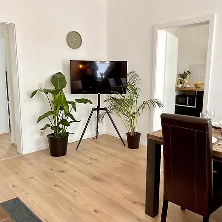Endless: Studio Mit Netflix + Workstation Im Zentrum 슈베린 외부 사진